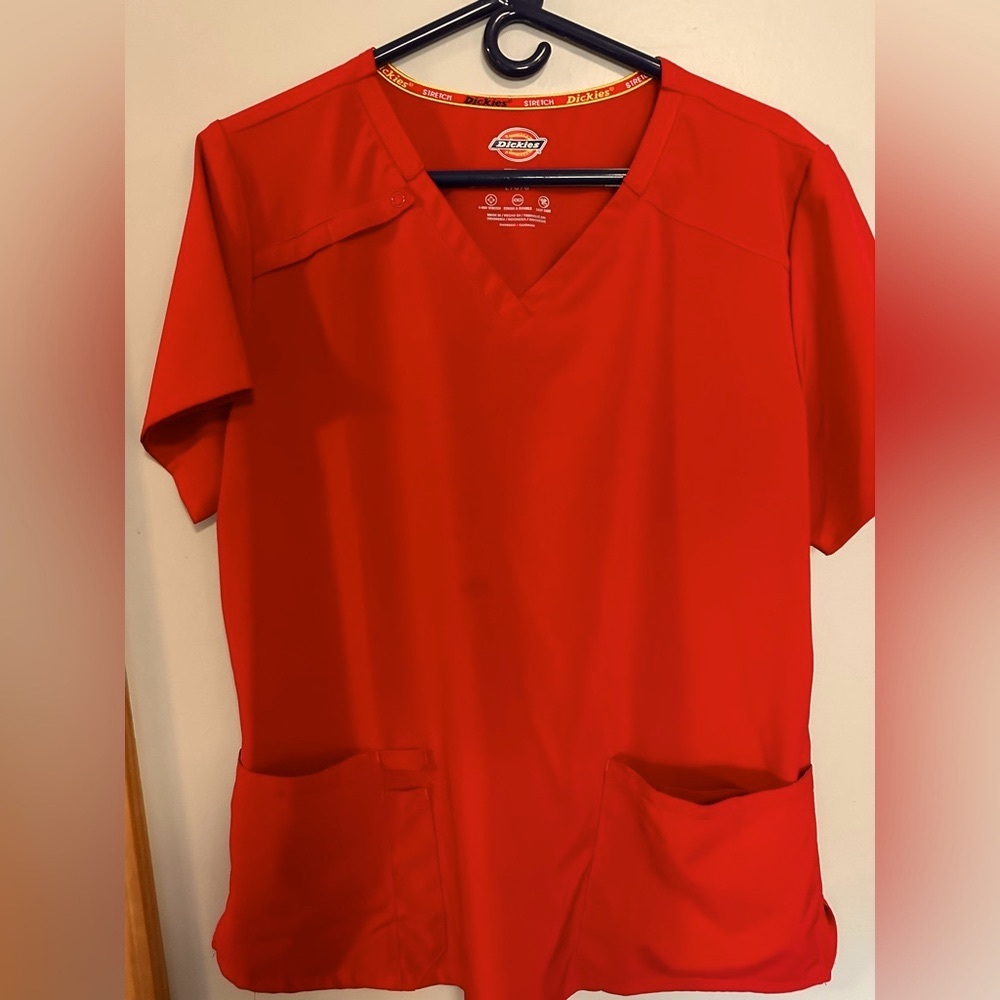 Women’s Stretch Dickies Red Scrub set.